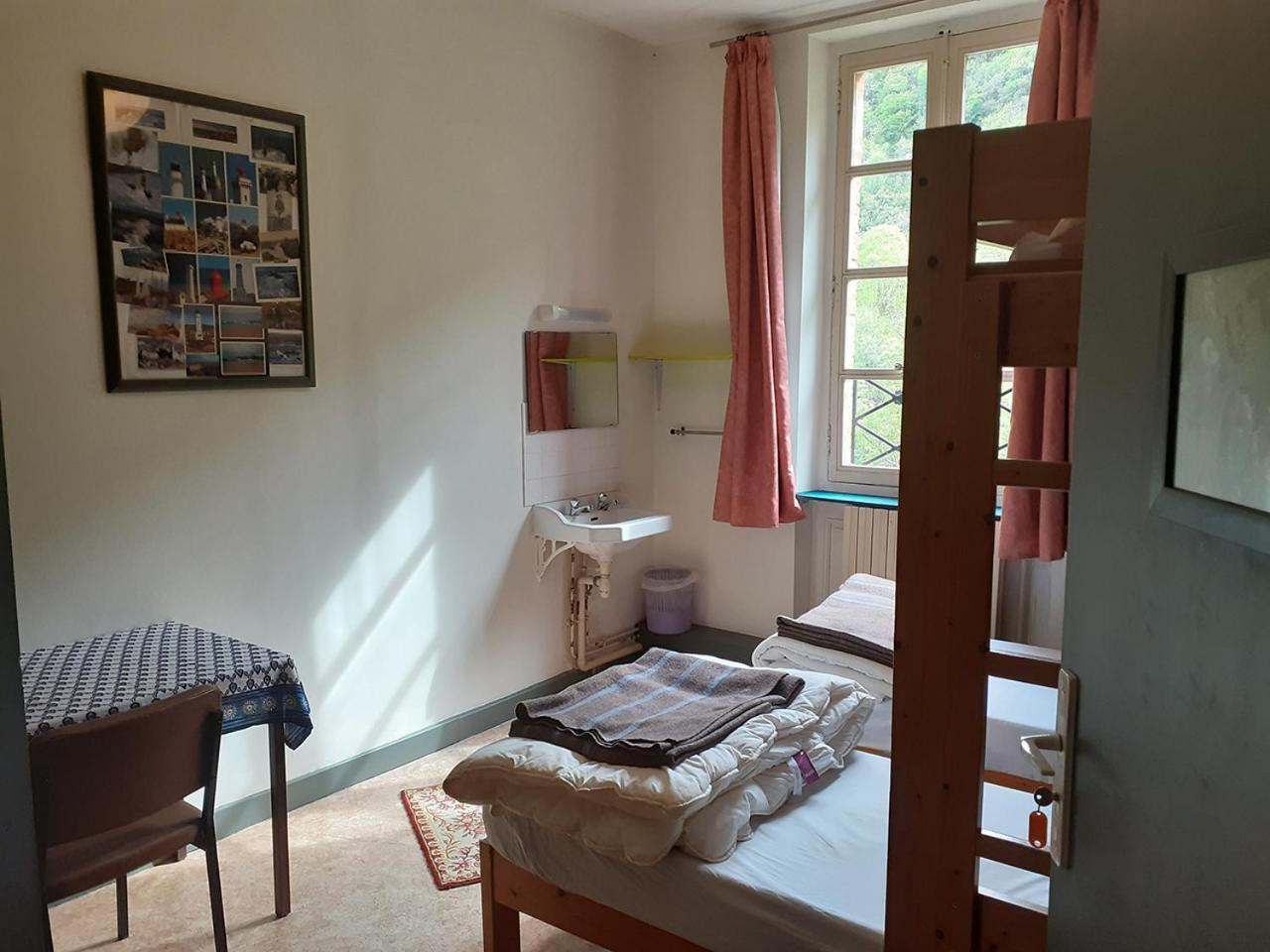 Le Moulin De Saleth Hotel Saint-Antonin-Noble-Val Room photo